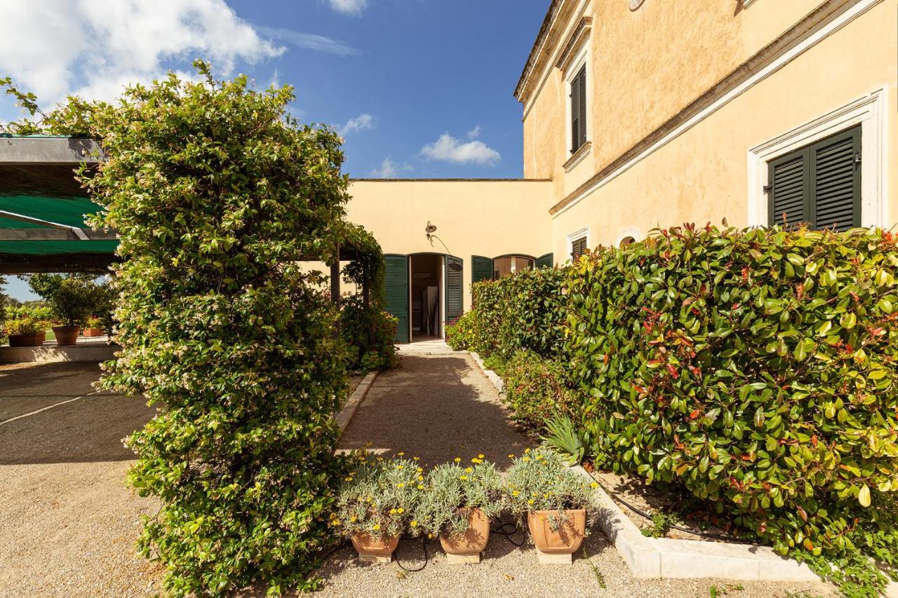 Novoli Tenuta Giardini Nuovi מראה חיצוני תמונה