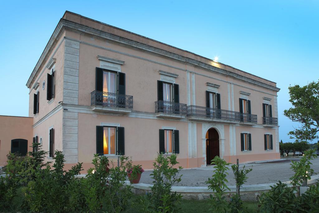 Novoli Tenuta Giardini Nuovi מראה חיצוני תמונה